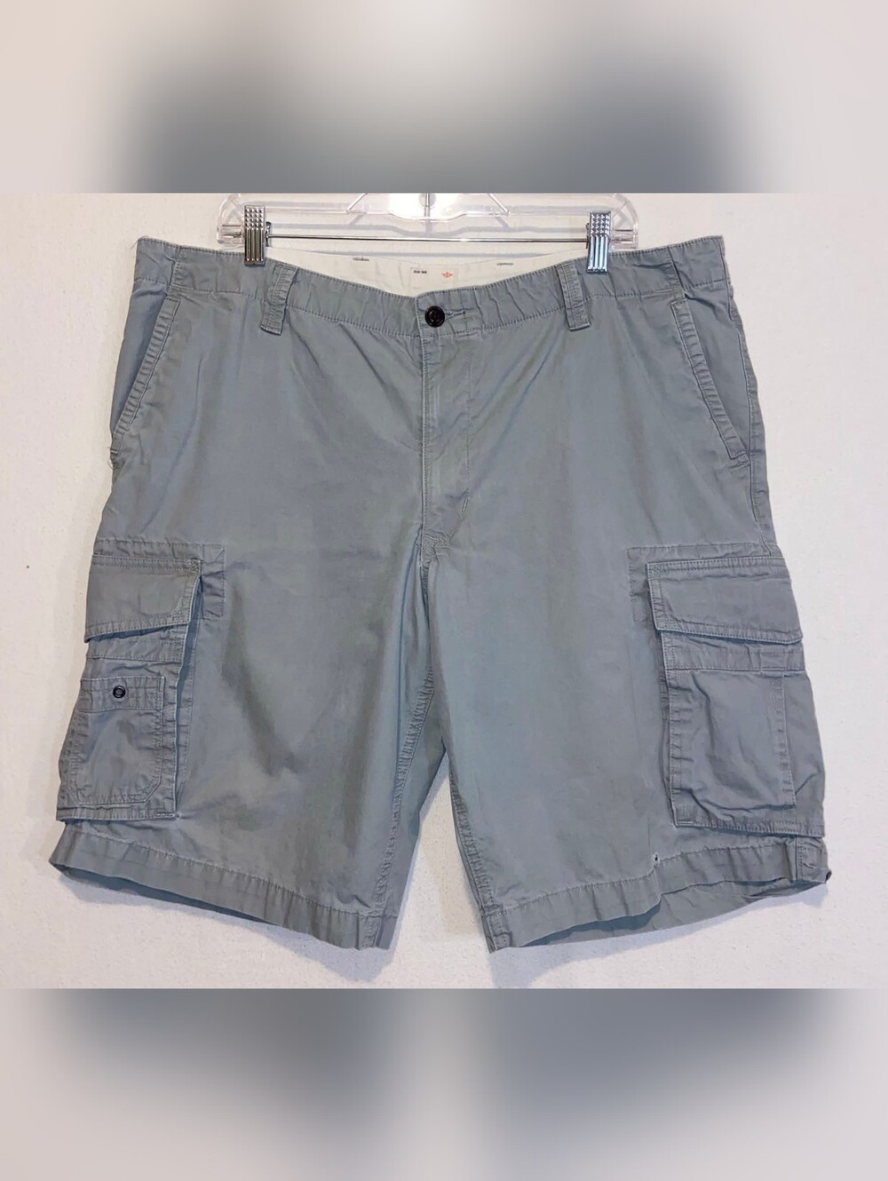 Dockers Men's Cargo Shorts in Light Gray